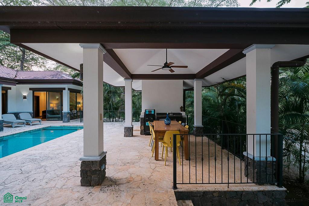 Colonial Luxury Estate