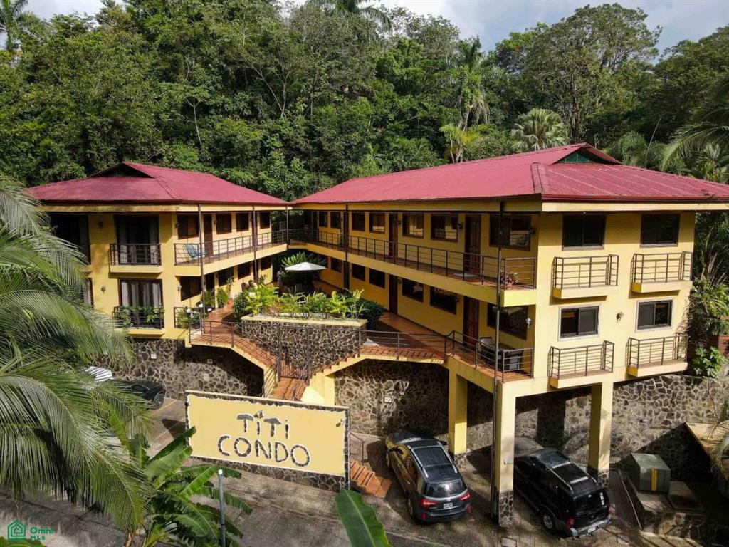 Jungle View Condo With Terrace , Quepos, Quepos, Puntarenas