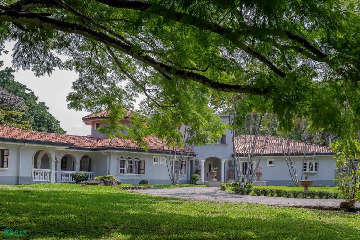 Resort Style Homestead , Turrúcares, Central, Alajuela