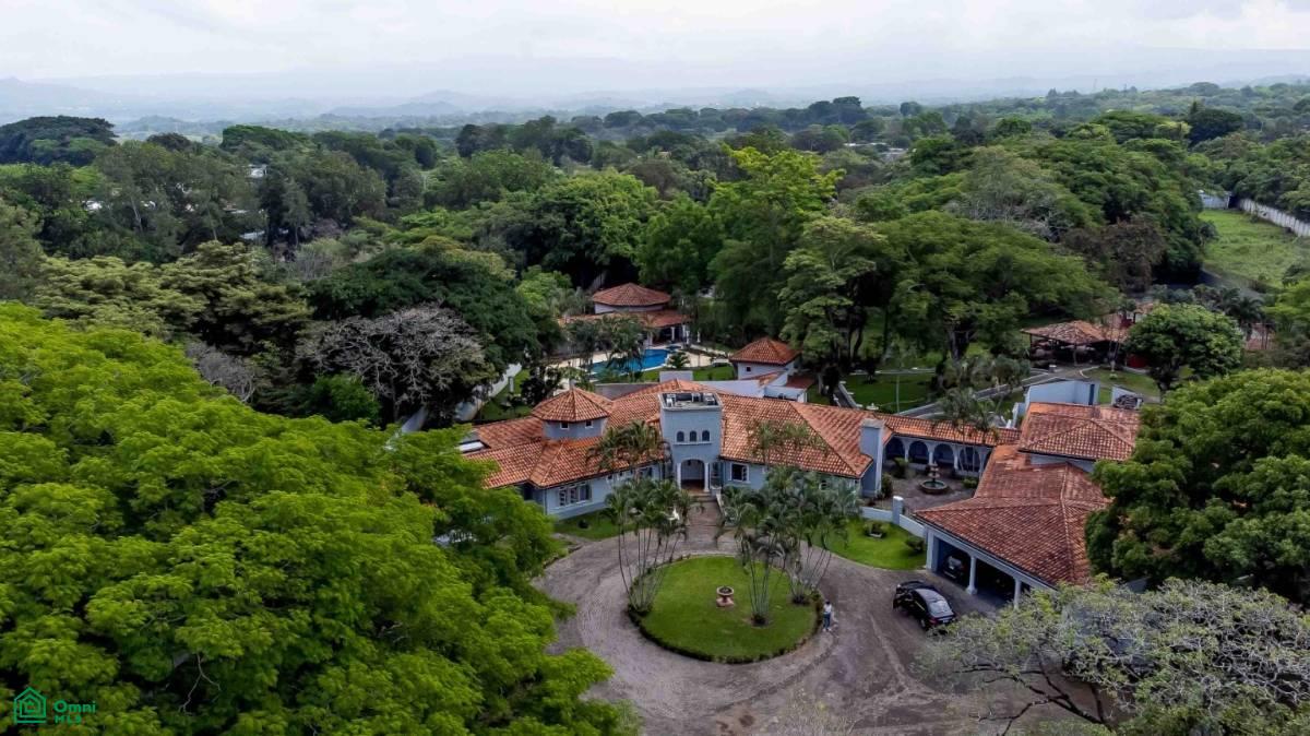 Resort Style Homestead , Turrúcares, Central, Alajuela