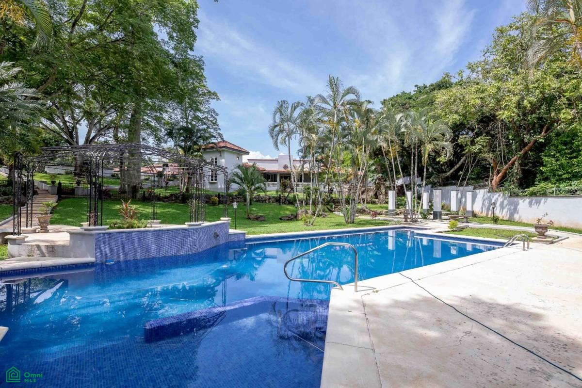Resort Style Homestead , Turrúcares, Central, Alajuela