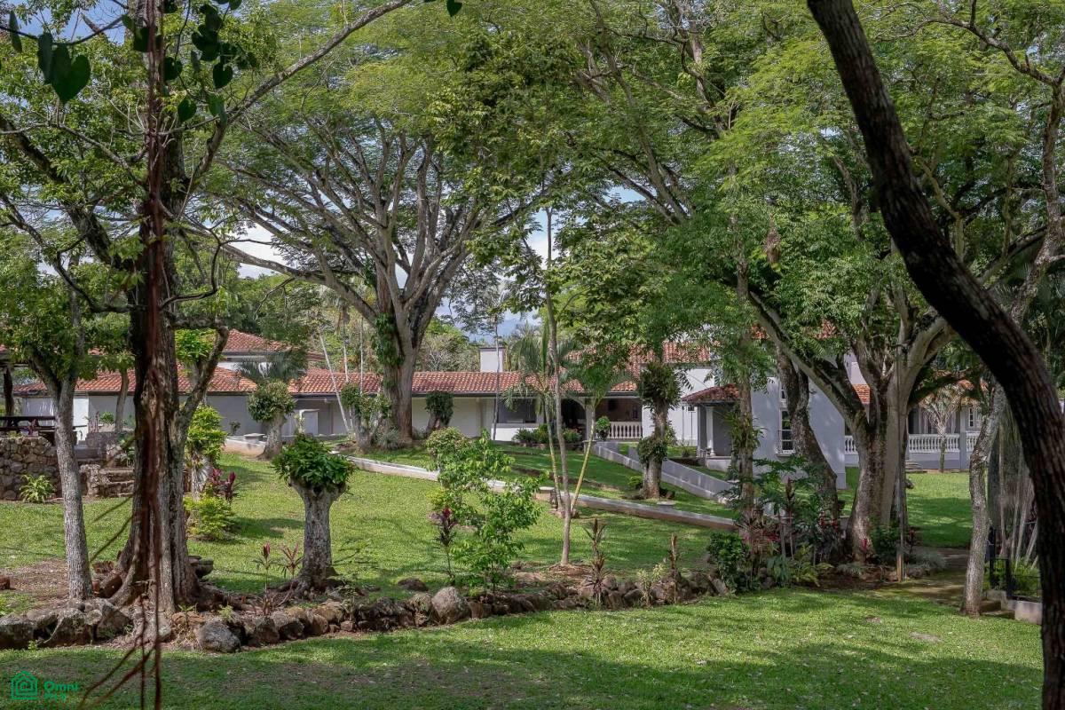 Resort Style Homestead , Turrúcares, Central, Alajuela
