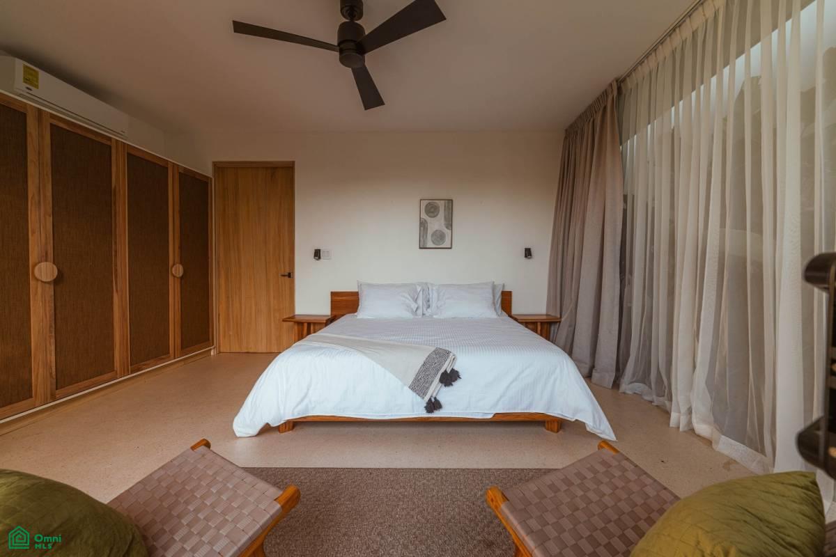 Tropical Modern Four Bedroom Home , Playa Grande, Guanacaste