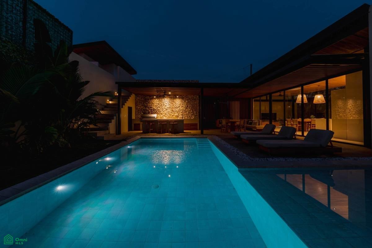 Tropical Modern Four Bedroom Home , Playa Grande, Guanacaste