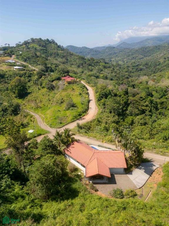 Affordable Chontales Home with Mountain and Ocean View , Puerto Cortés, Osa, Puntarenas