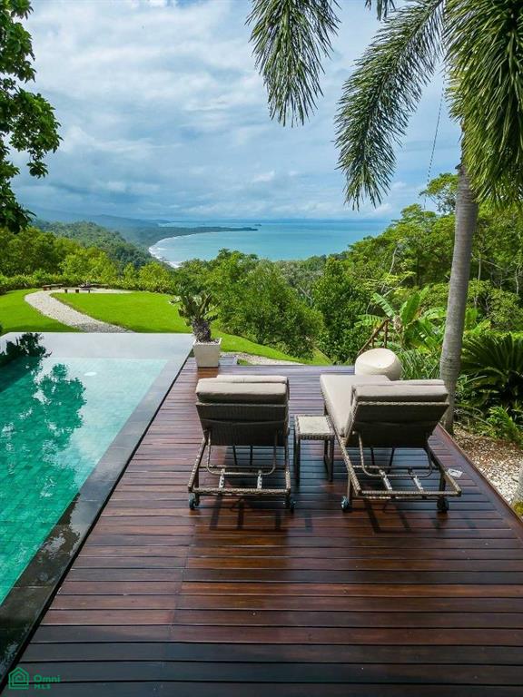 Impeccable Estate and Reserve, Overlooking Playa Hermosa , Bahía Ballena, Osa, Puntarenas