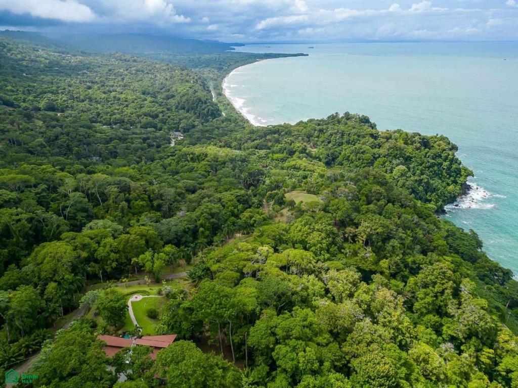 Impeccable Estate and Reserve, Overlooking Playa Hermosa , Bahía Ballena, Osa, Puntarenas
