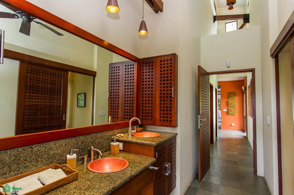 Impeccable Estate and Reserve, Overlooking Playa Hermosa , Bahía Ballena, Osa, Puntarenas
