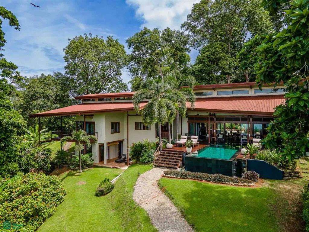 Impeccable Estate and Reserve, Overlooking Playa Hermosa , Bahía Ballena, Osa, Puntarenas
