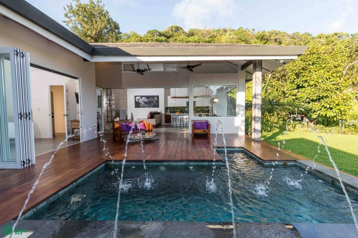 Two-bedroom Luxury Villa in Escaleras , Bahía Ballena, Osa, Puntarenas