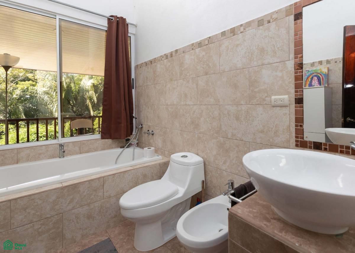 Residential Property Near Ocean , Quepos, Quepos, Puntarenas