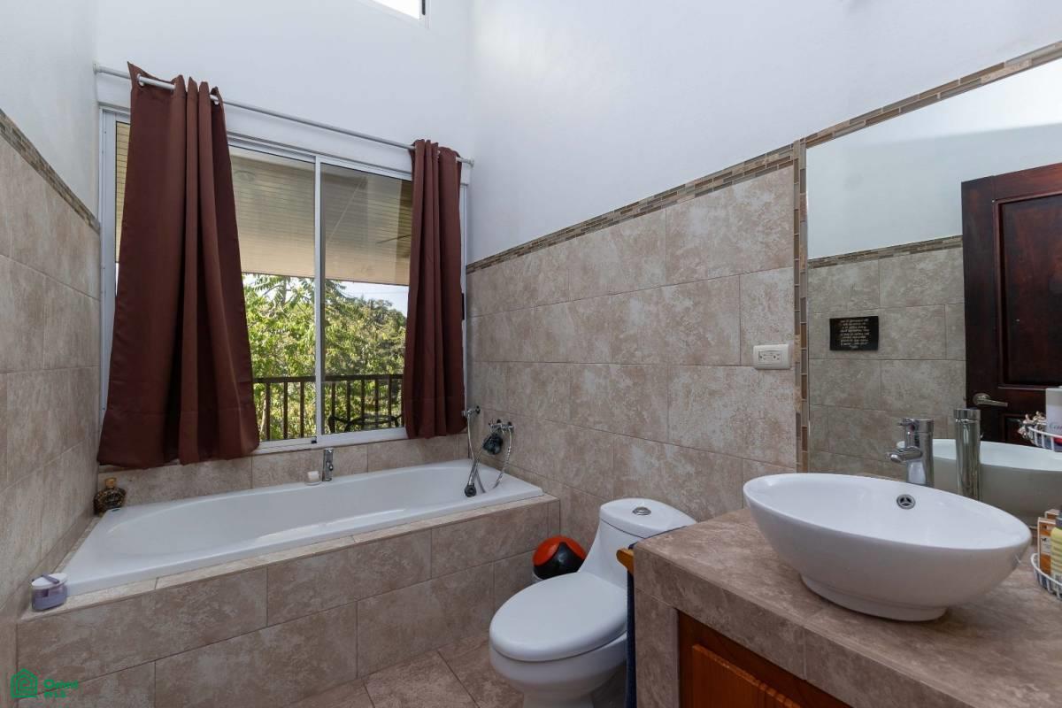 Residential Property Near Ocean , Quepos, Quepos, Puntarenas