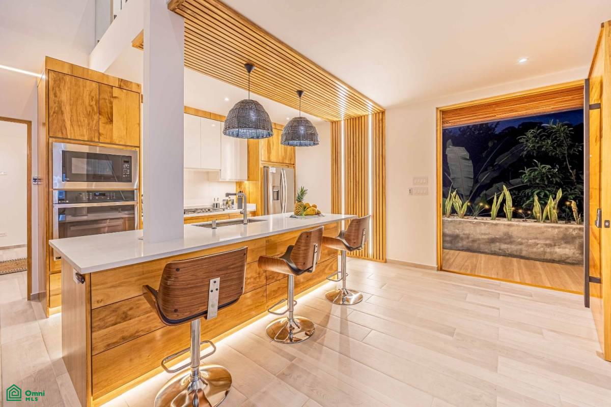 Exclusive Luxury Villa with Infinity Pool , Savegre, Quepos, Puntarenas