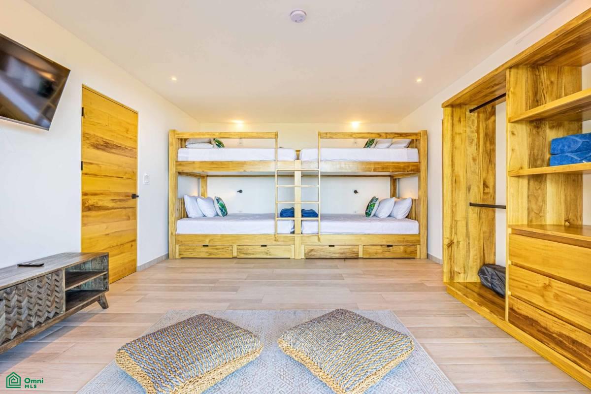 Exclusive Luxury Villa with Infinity Pool , Savegre, Quepos, Puntarenas