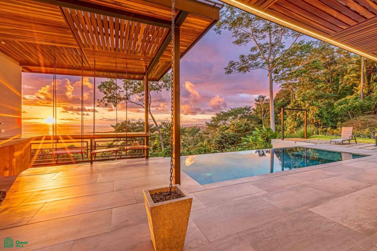 Exclusive Luxury Villa with Infinity Pool , Savegre, Quepos, Puntarenas