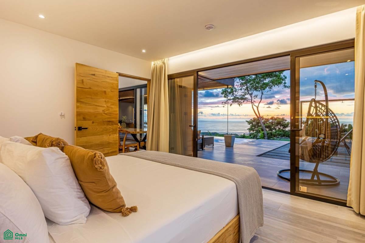 Exclusive Luxury Villa with Infinity Pool , Savegre, Quepos, Puntarenas