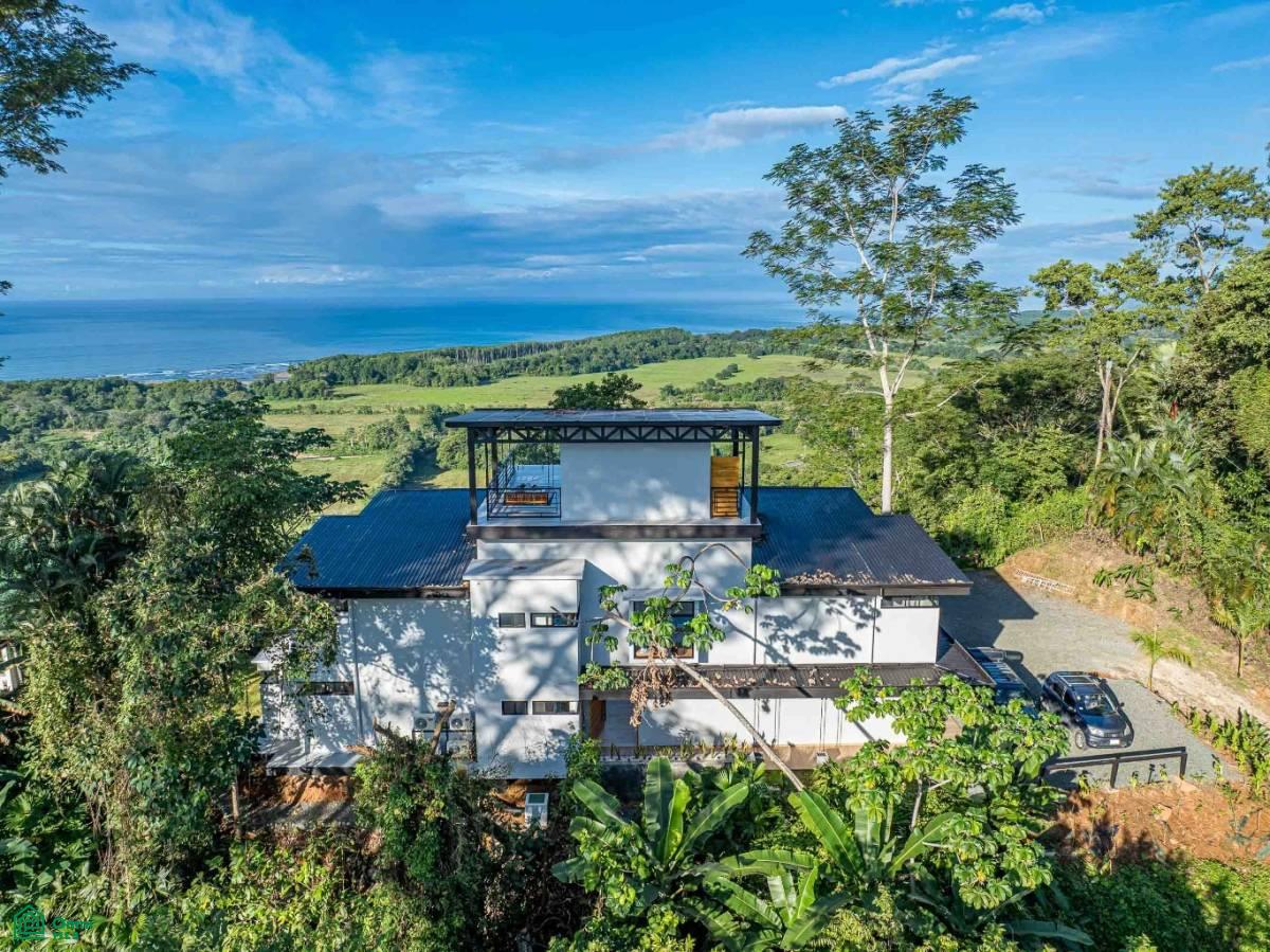 Exclusive Luxury Villa with Infinity Pool , Savegre, Quepos, Puntarenas