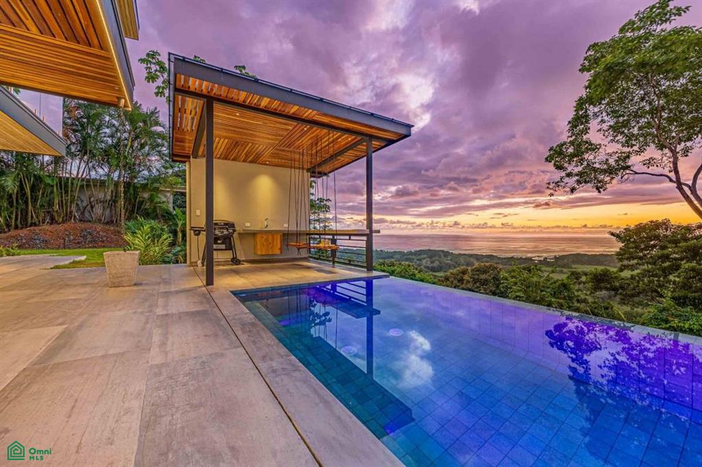 Exclusive Luxury Villa with Infinity Pool , Savegre, Quepos, Puntarenas