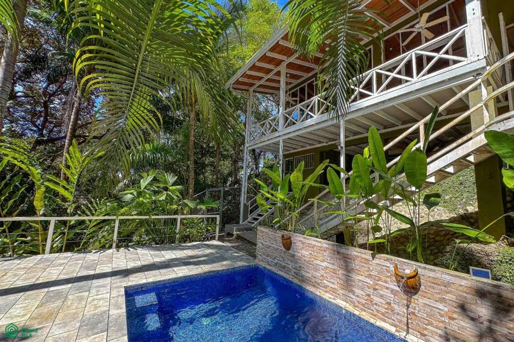 Multi-Level Income Property , Quepos, Quepos, Puntarenas