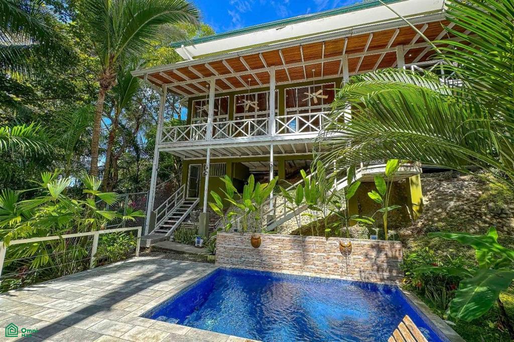 Multi-Level Income Property , Quepos, Quepos, Puntarenas
