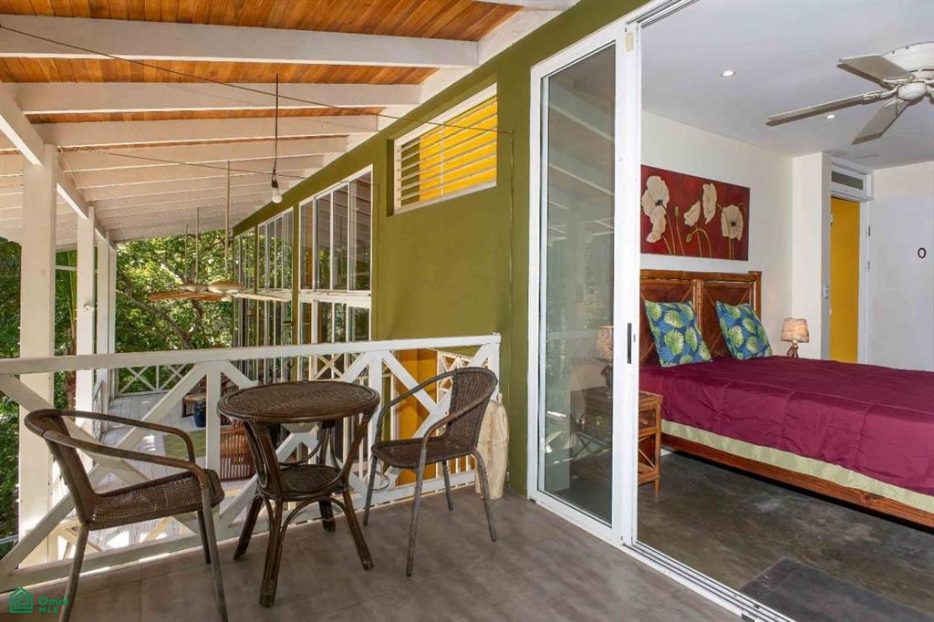 Multi-Level Income Property , Quepos, Quepos, Puntarenas