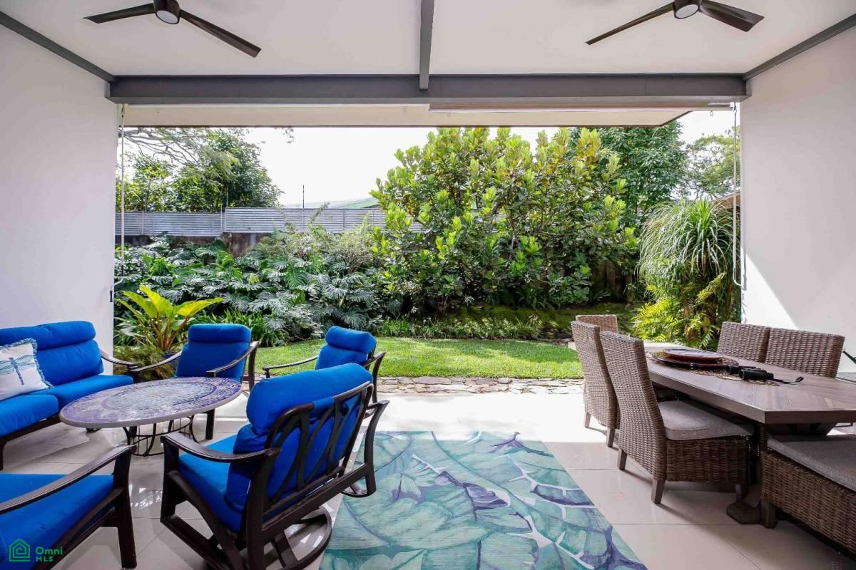 Luxury Family Condo , Santa Ana, Santa Ana, San Jose