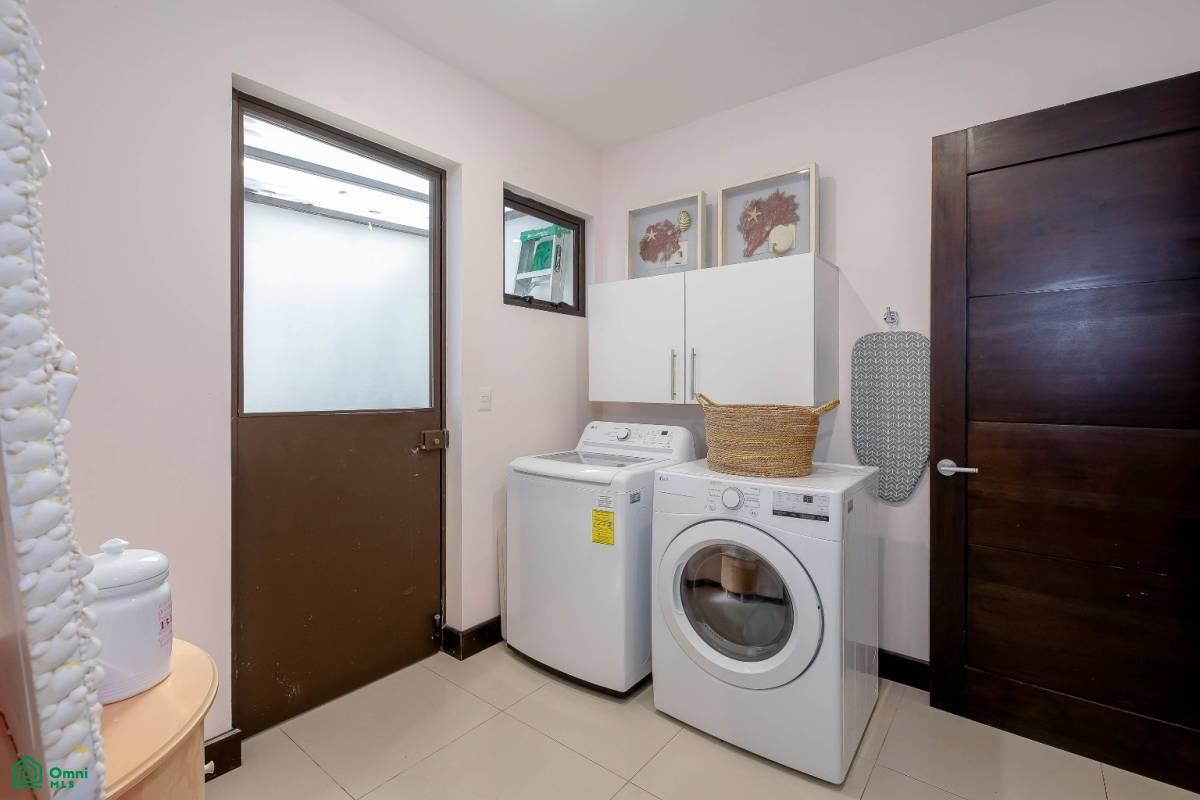 Luxury Family Condo , Santa Ana, Santa Ana, San Jose