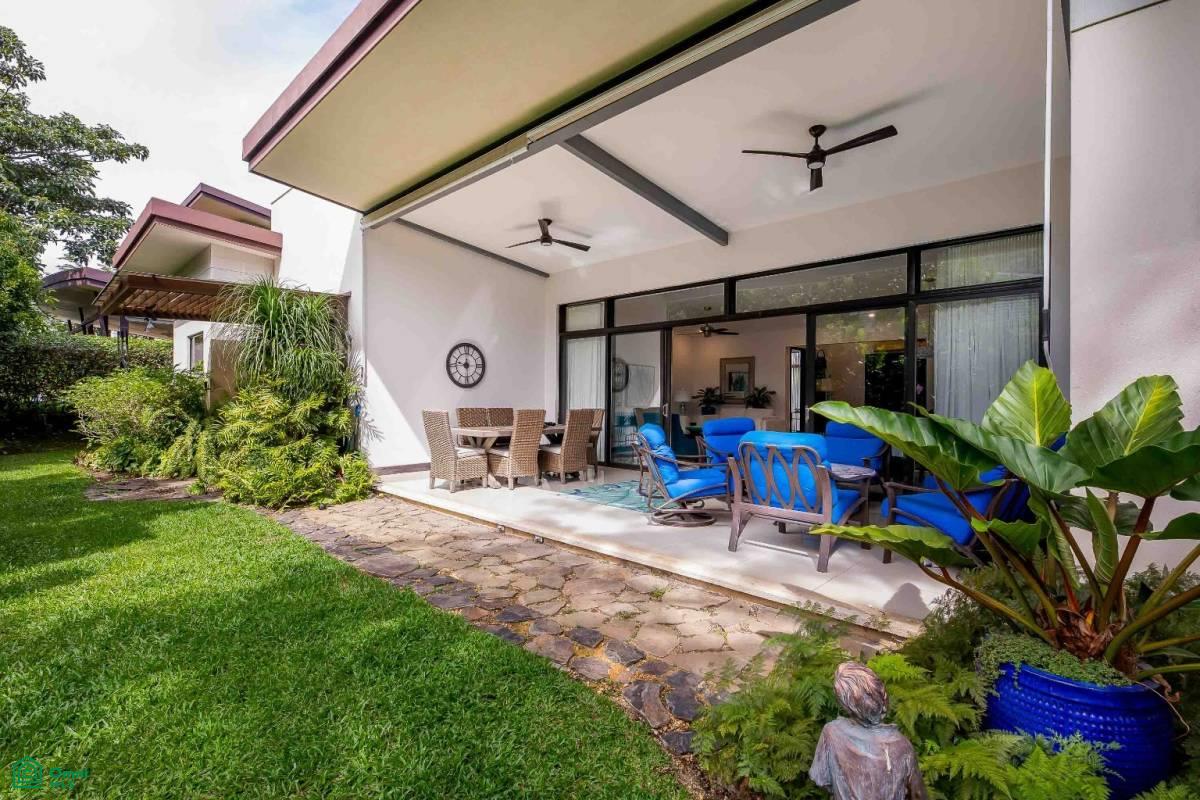 Luxury Family Condo , Santa Ana, Santa Ana, San Jose