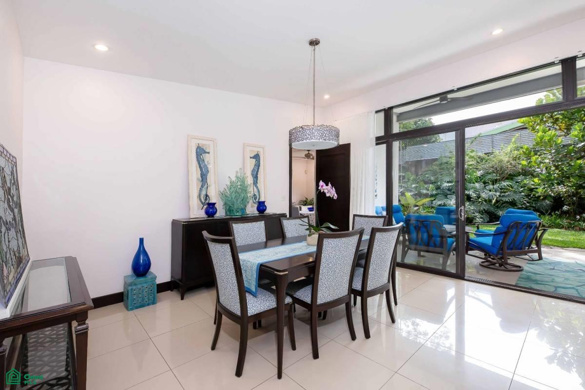 Luxury Family Condo , Santa Ana, Santa Ana, San Jose