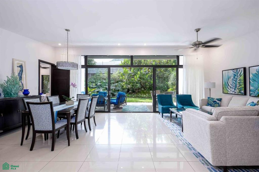 Luxury Family Condo , Santa Ana, Santa Ana, San Jose
