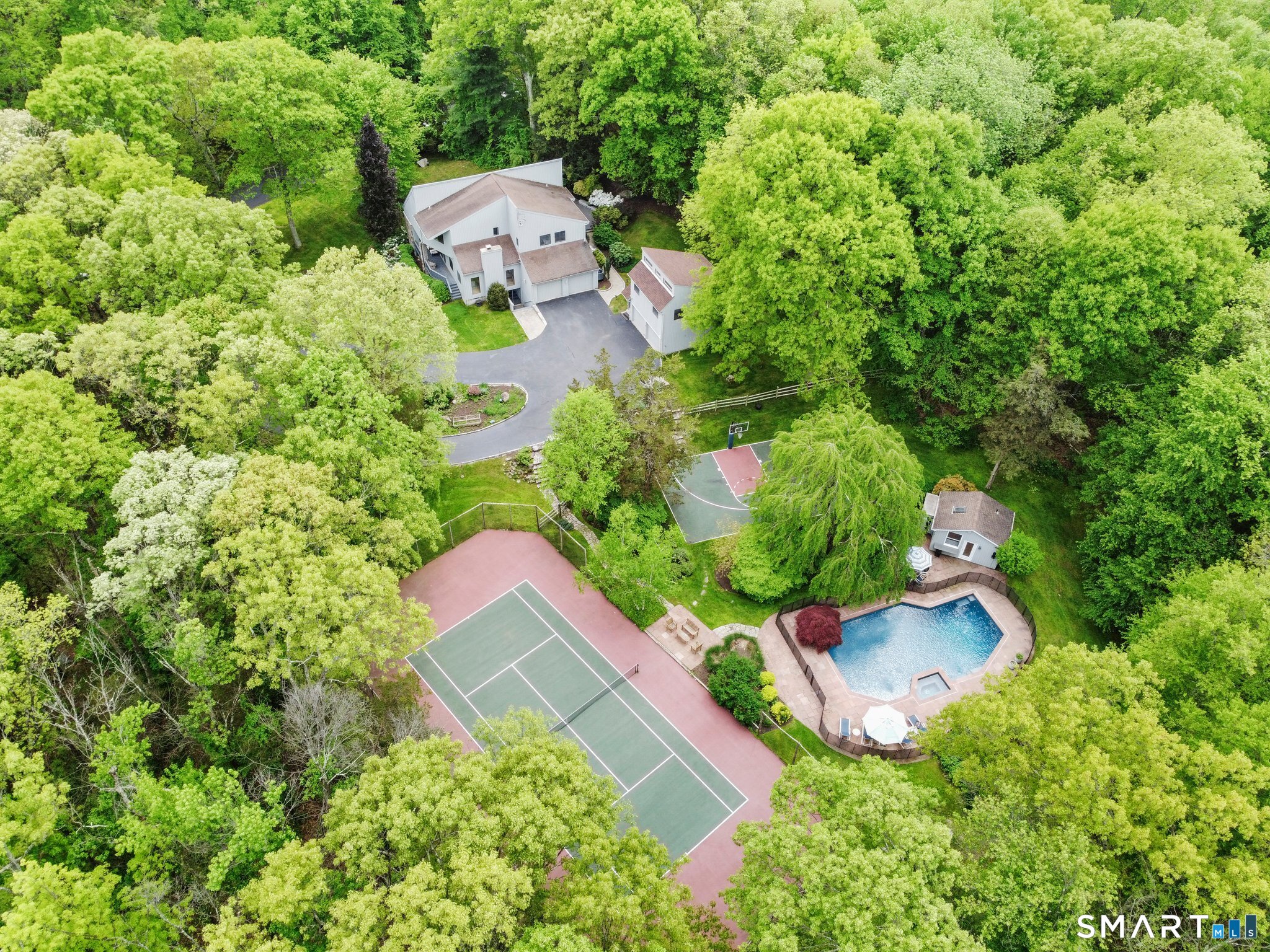 7 White Oak Lane