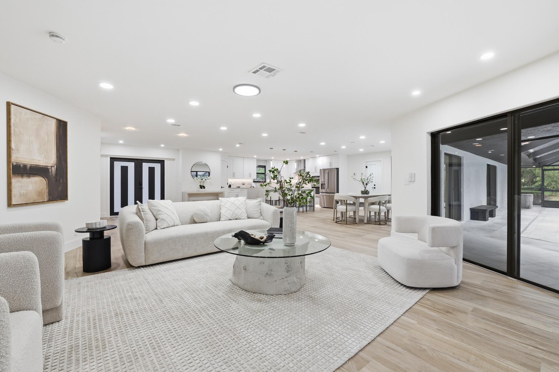 8862 Wendy Lane S