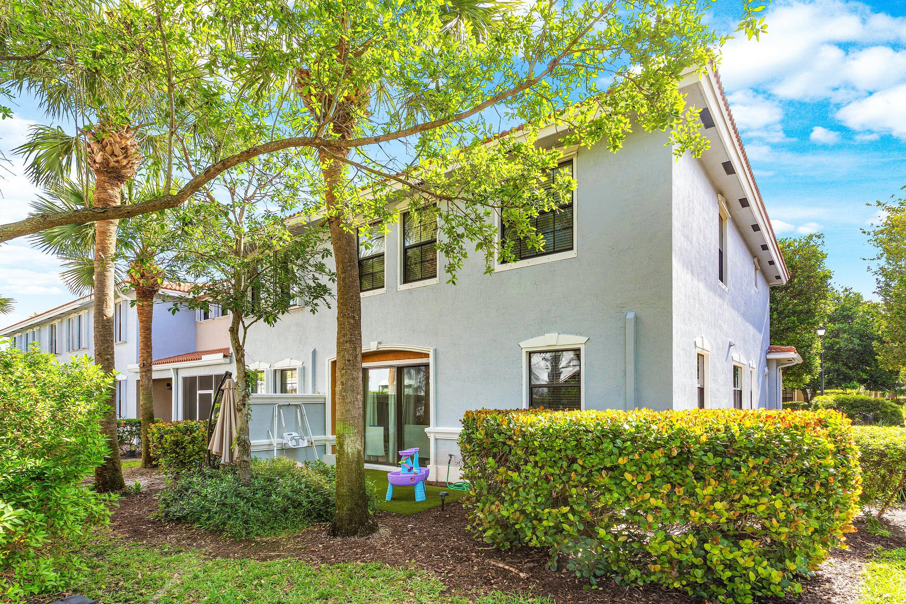 128 Delancey Avenue