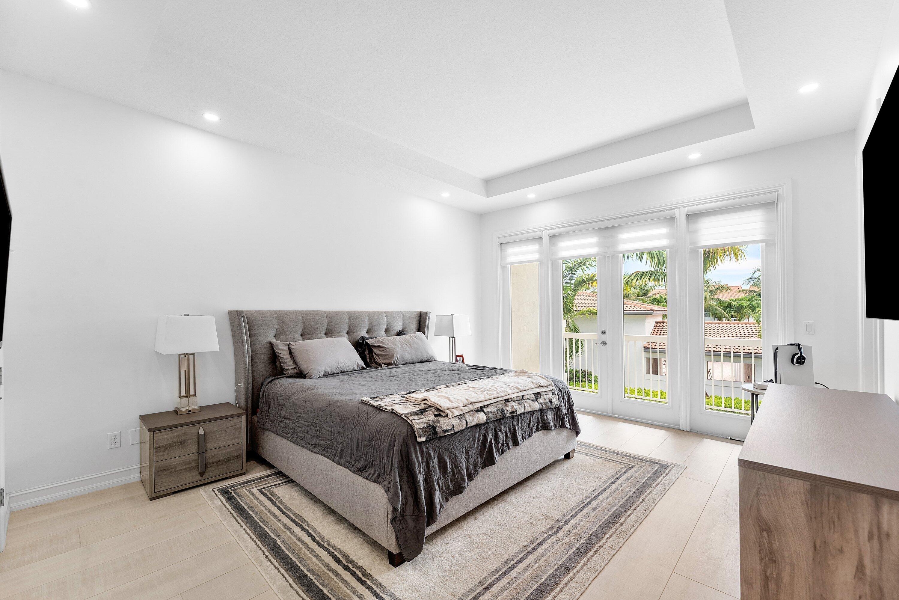 100 NW 69th Circle 52