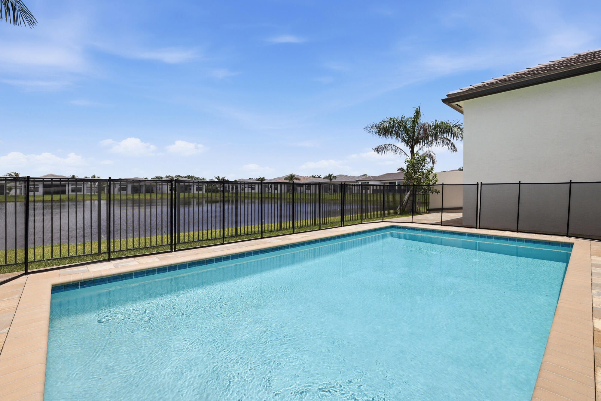 9008 CORSICAN FINCH Court