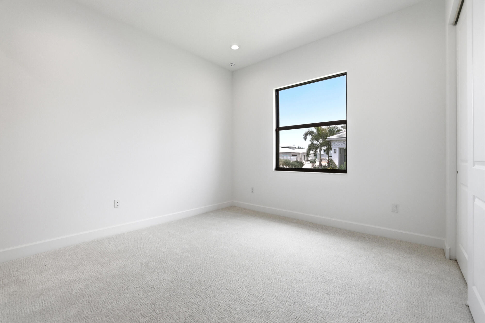 9008 CORSICAN FINCH Court