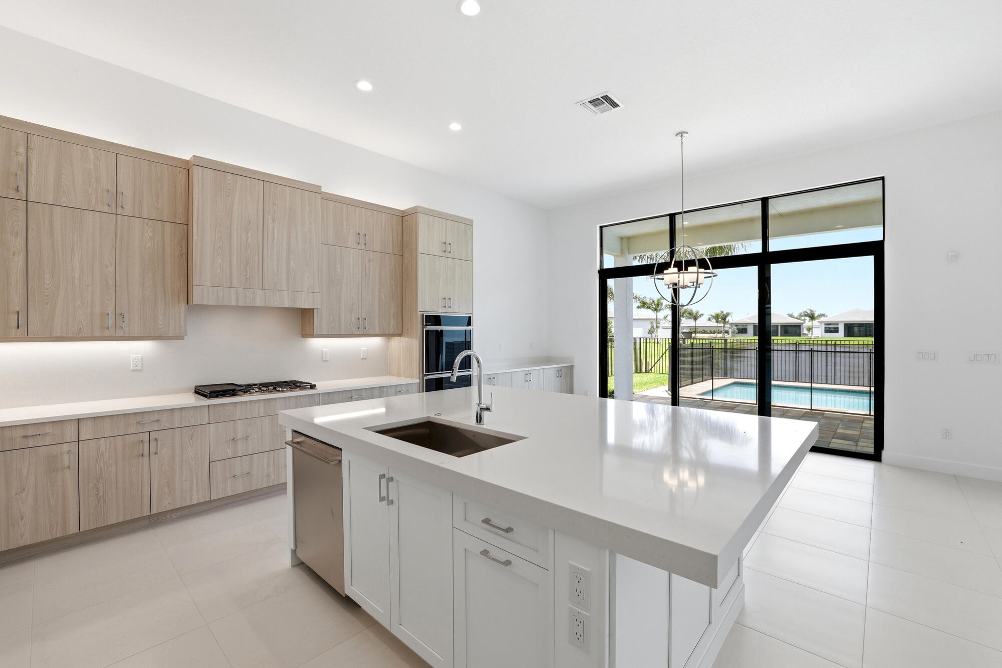 9008 CORSICAN FINCH Court