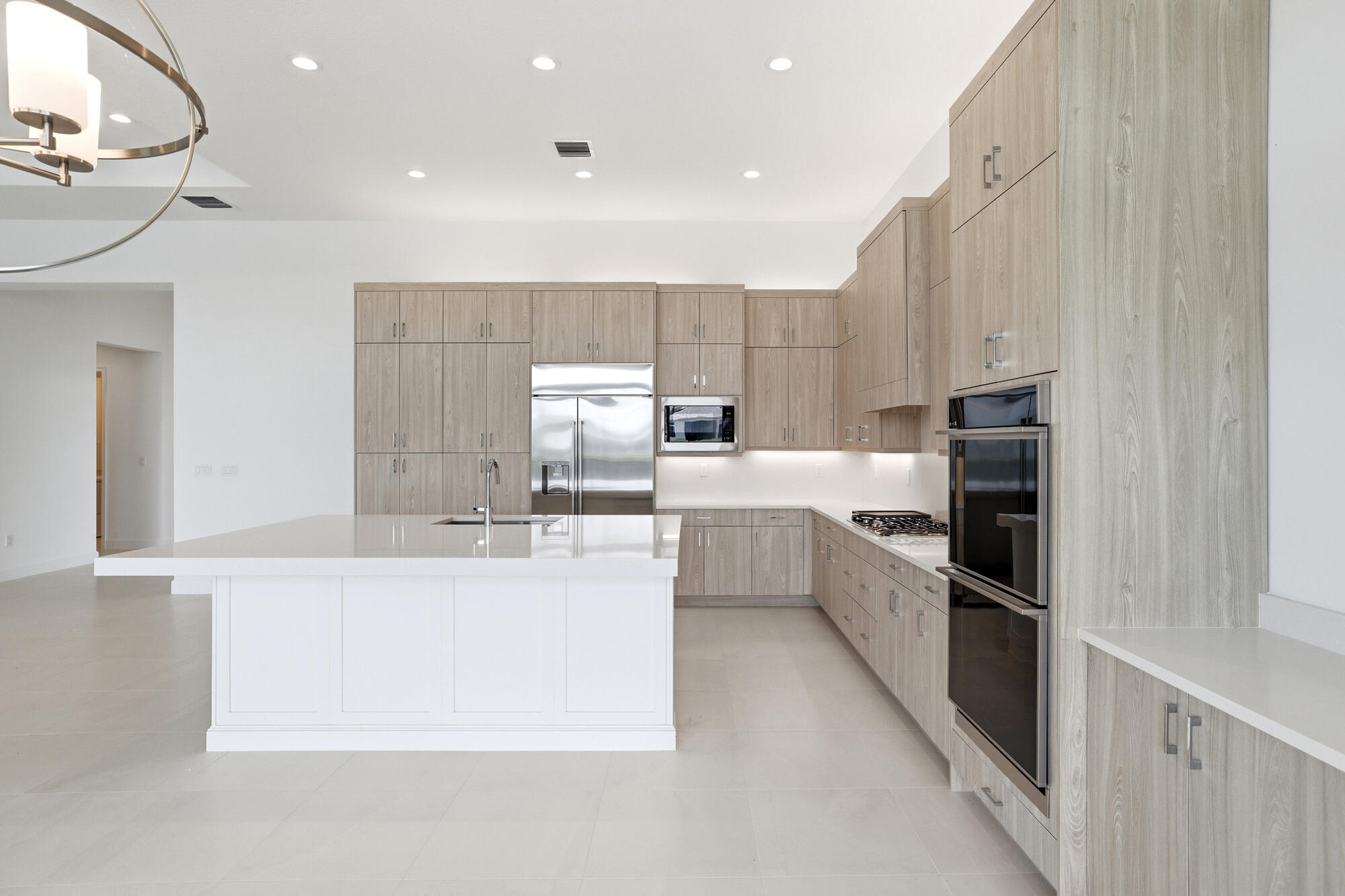 9008 CORSICAN FINCH Court