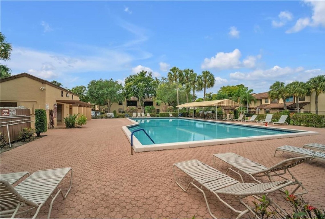 3958-D Cocoplum Cir 3628