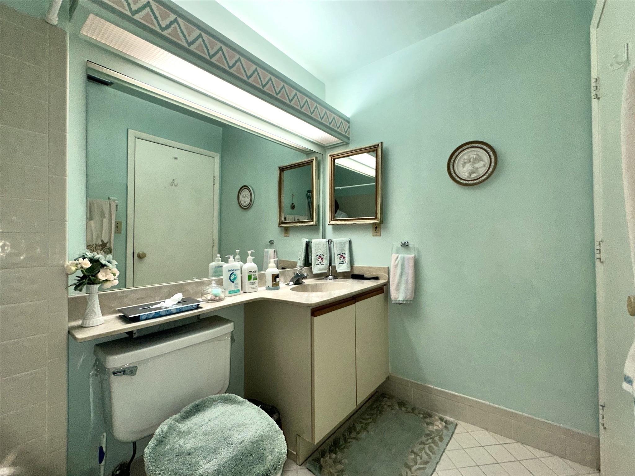 3958-D Cocoplum Cir 3628