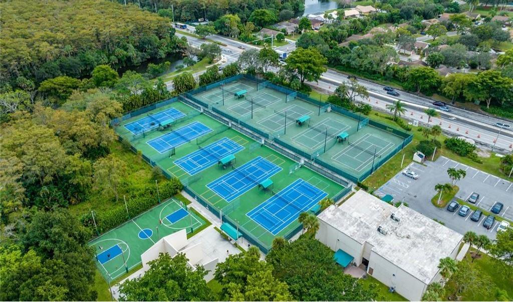 3958-D Cocoplum Cir 3628