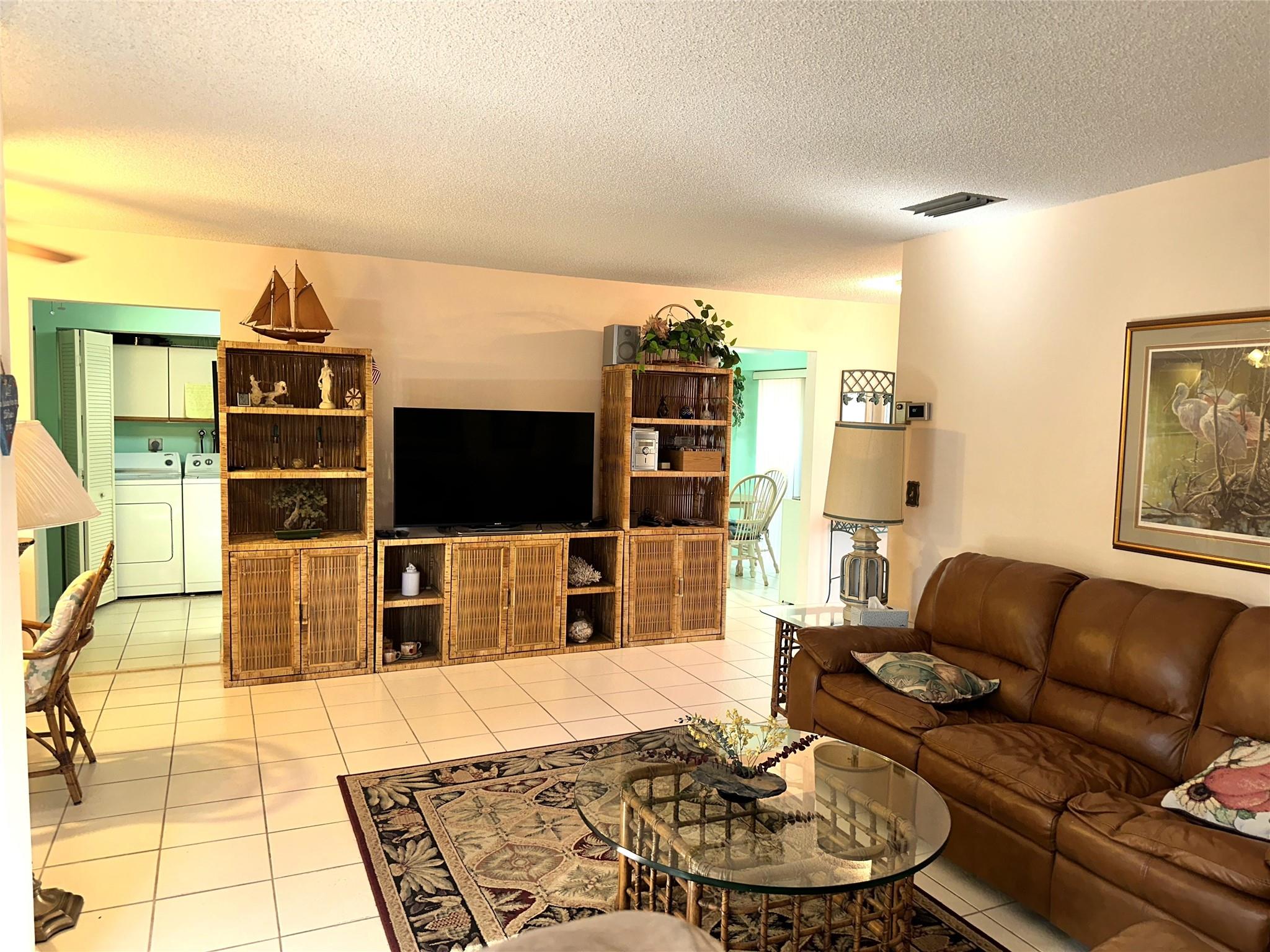 3958-D Cocoplum Cir 3628