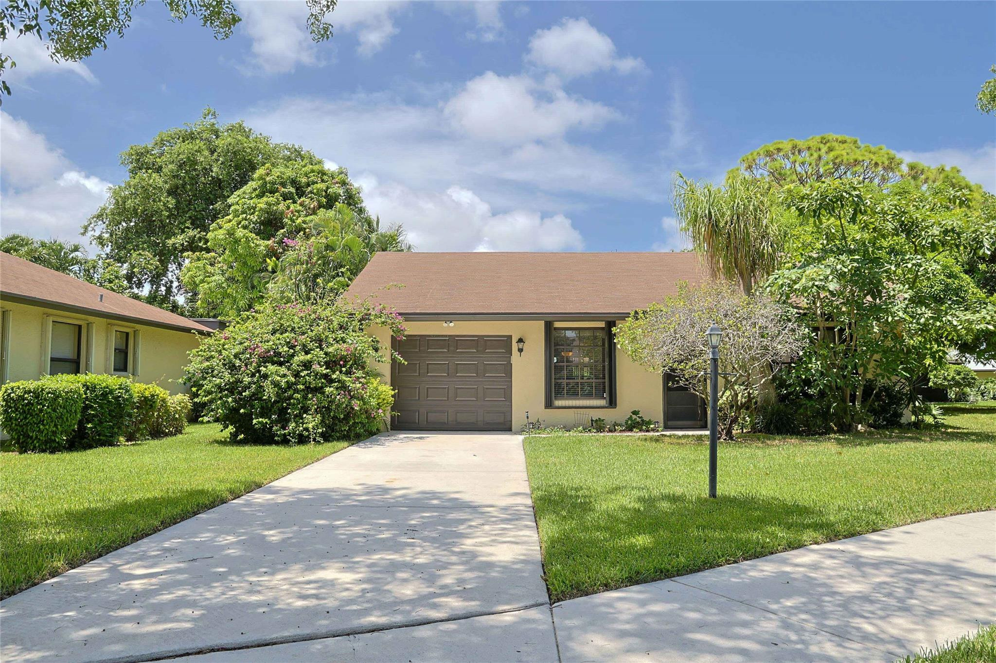 2743 Begonia Ct