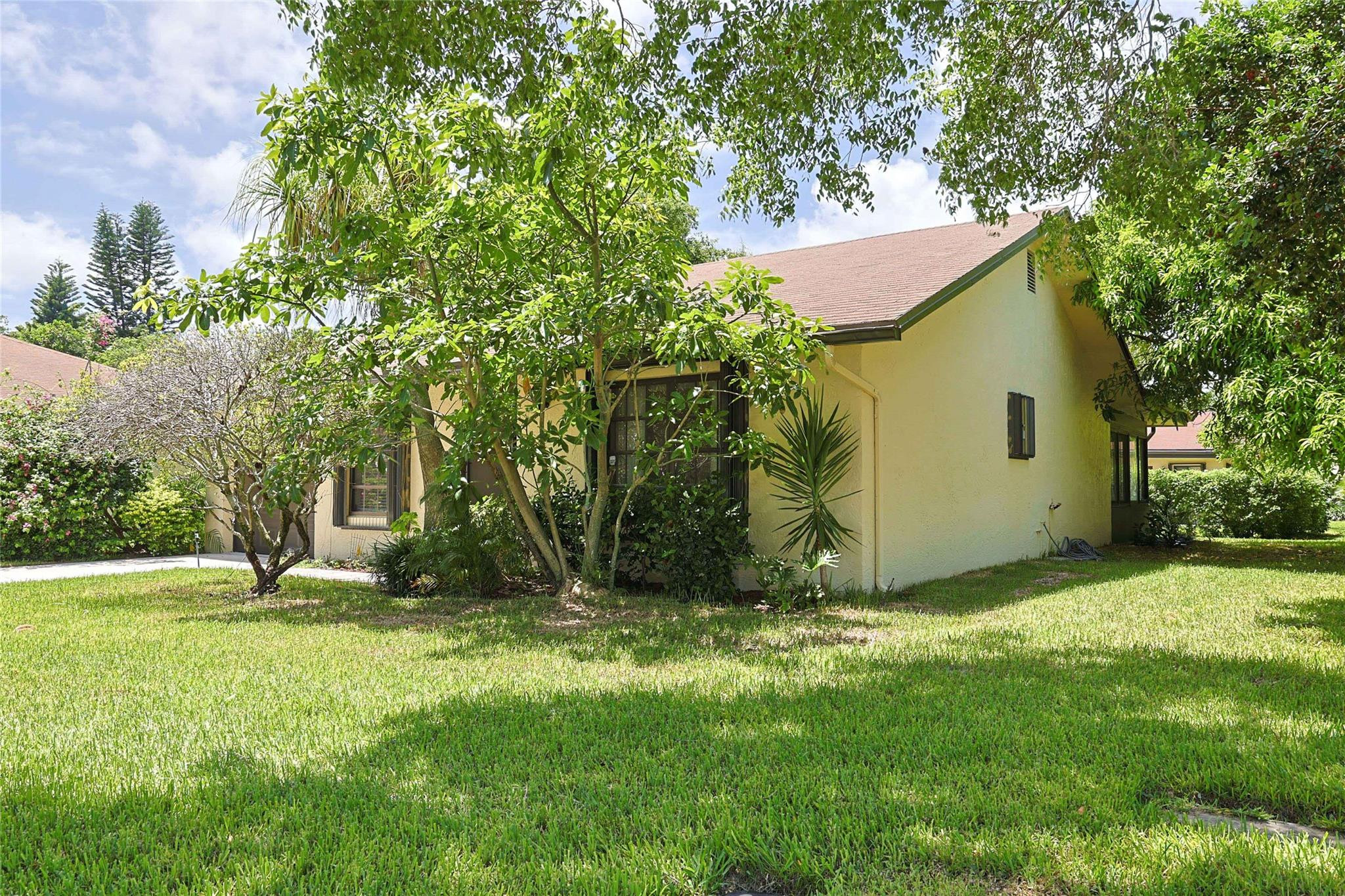 2743 Begonia Ct