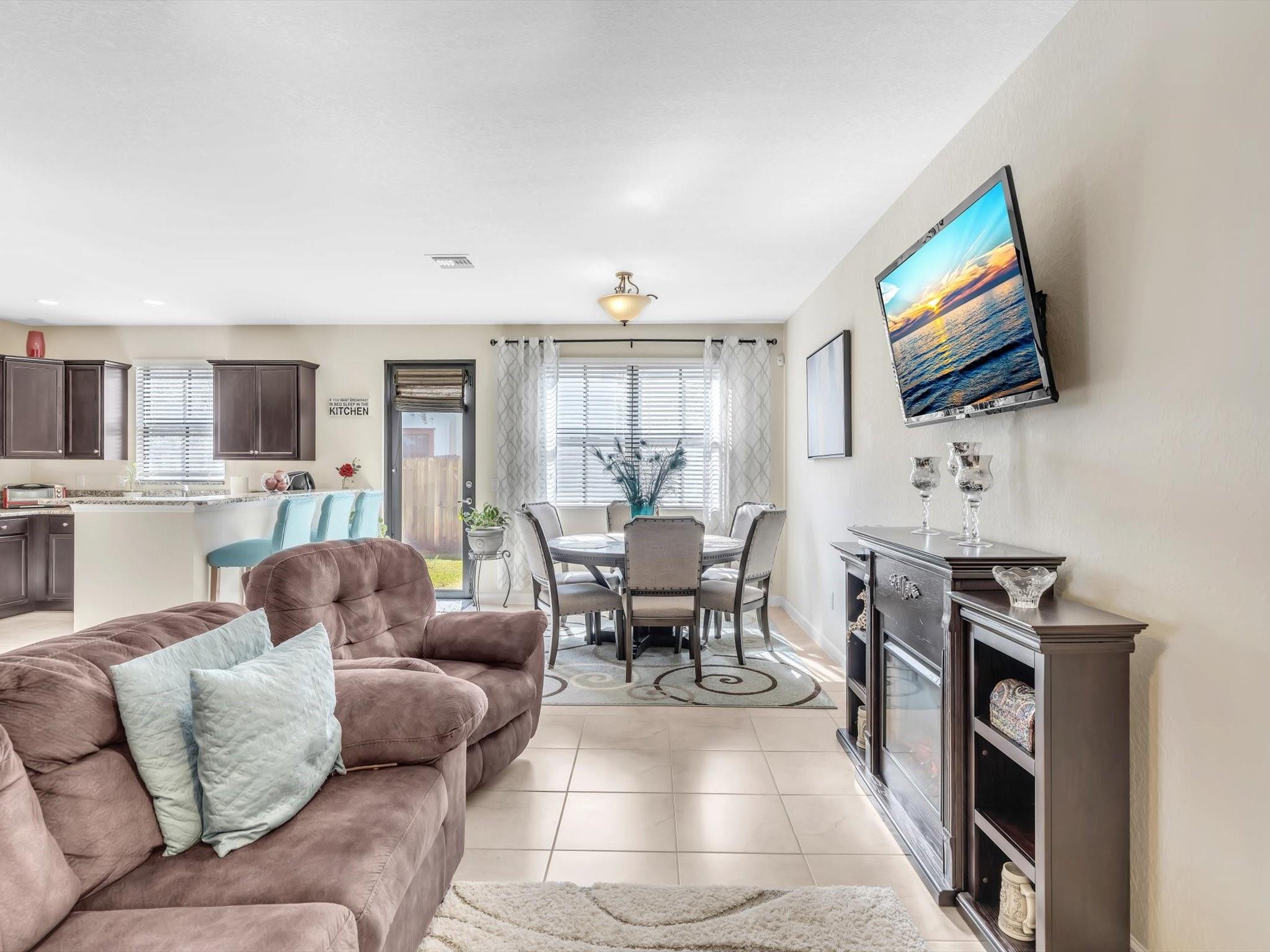 9570 Town Parc Circle N 9570