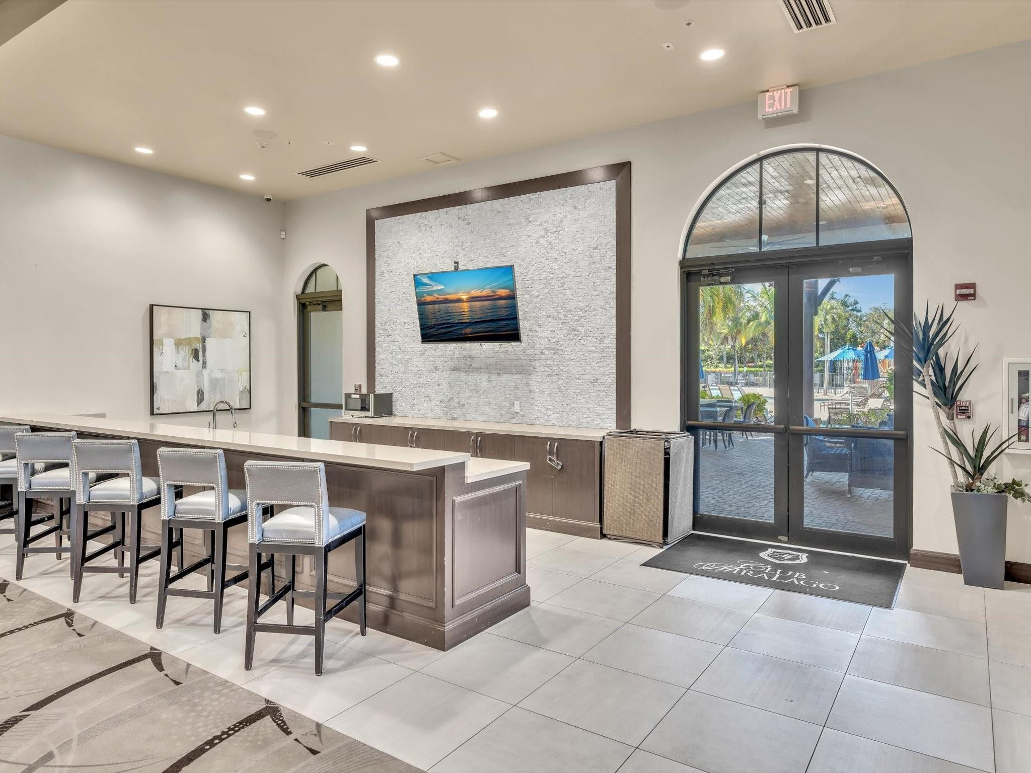 9570 Town Parc Circle N 9570