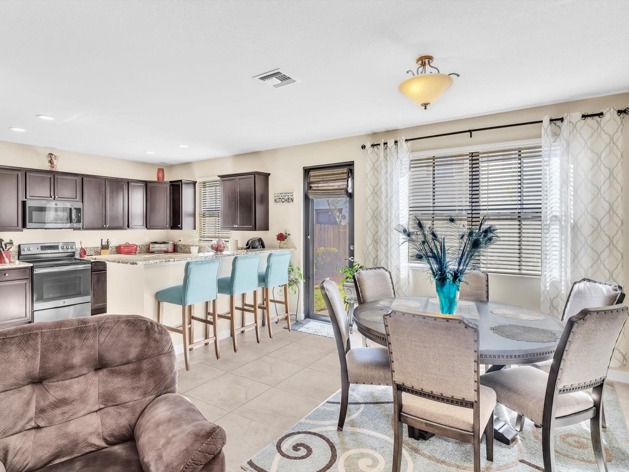 9570 Town Parc Circle N 9570