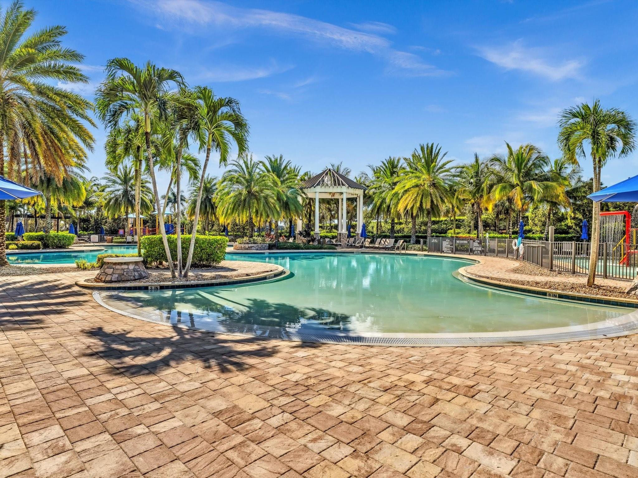 9570 Town Parc Circle N 9570