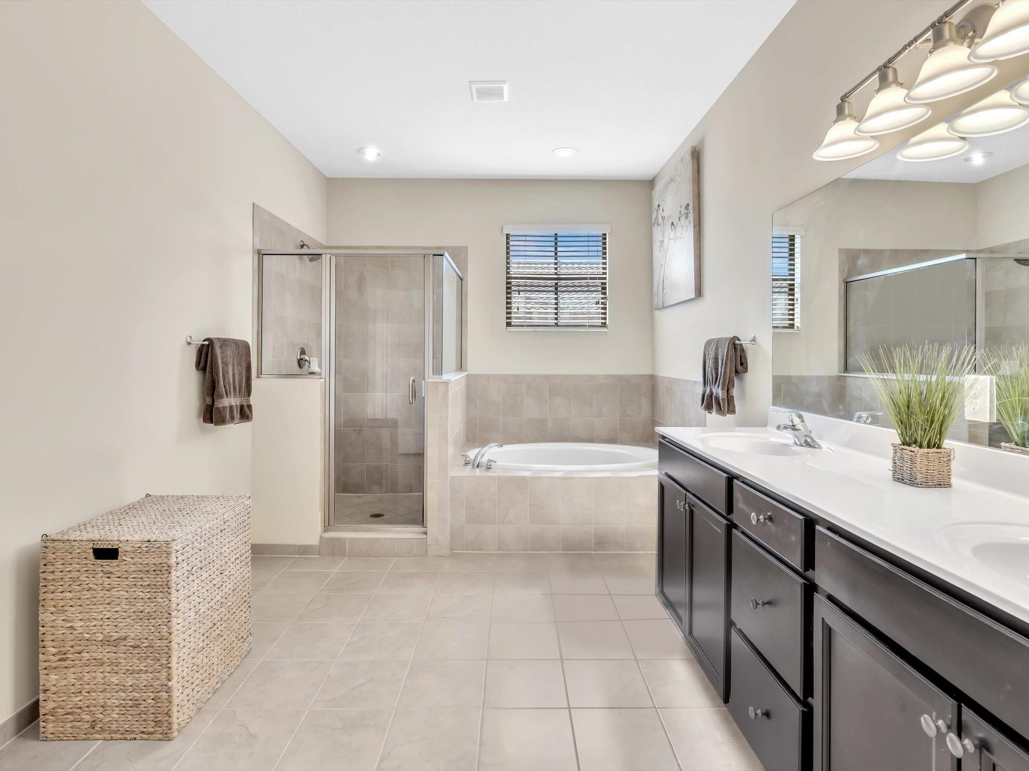 9570 Town Parc Circle N 9570