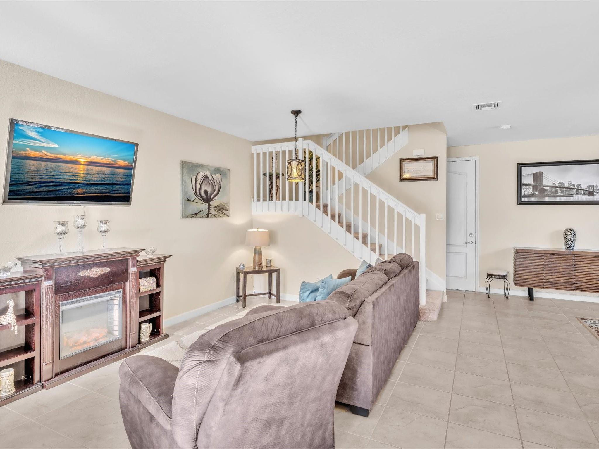 9570 Town Parc Circle N 9570